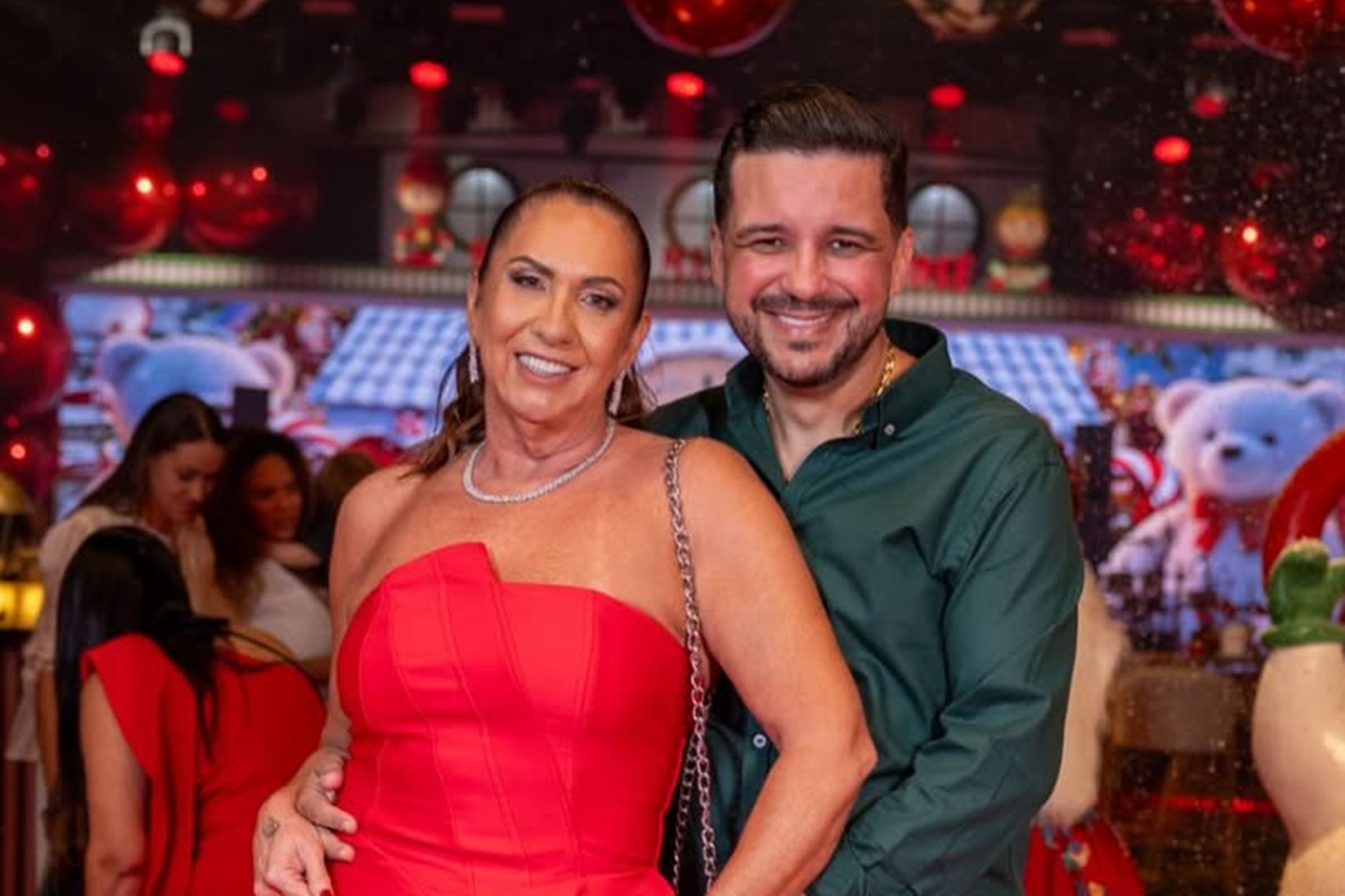 Namoro da mãe de Virginia com sanfoneiro foi marcado por críticas