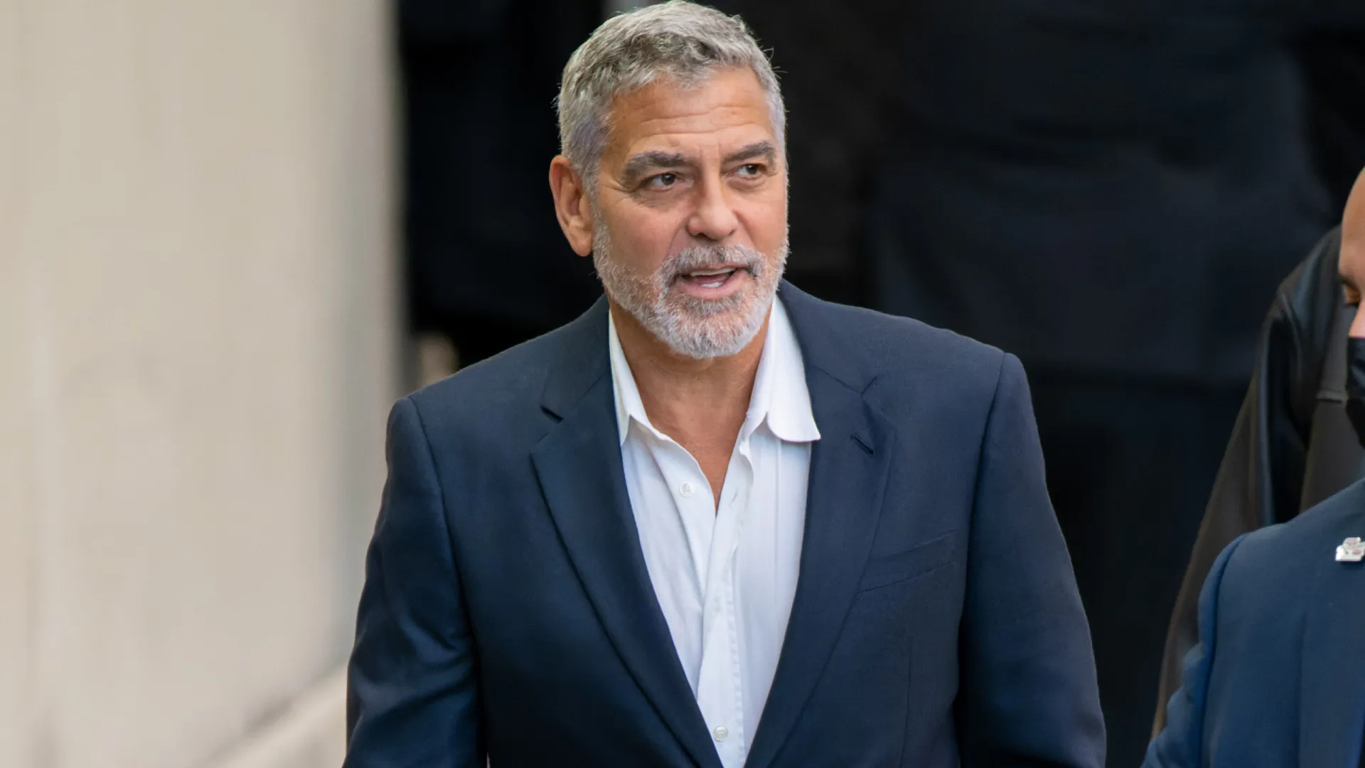 George Clooney ganha cidadania francesa após fala sobre proteger filhos de paparazzi