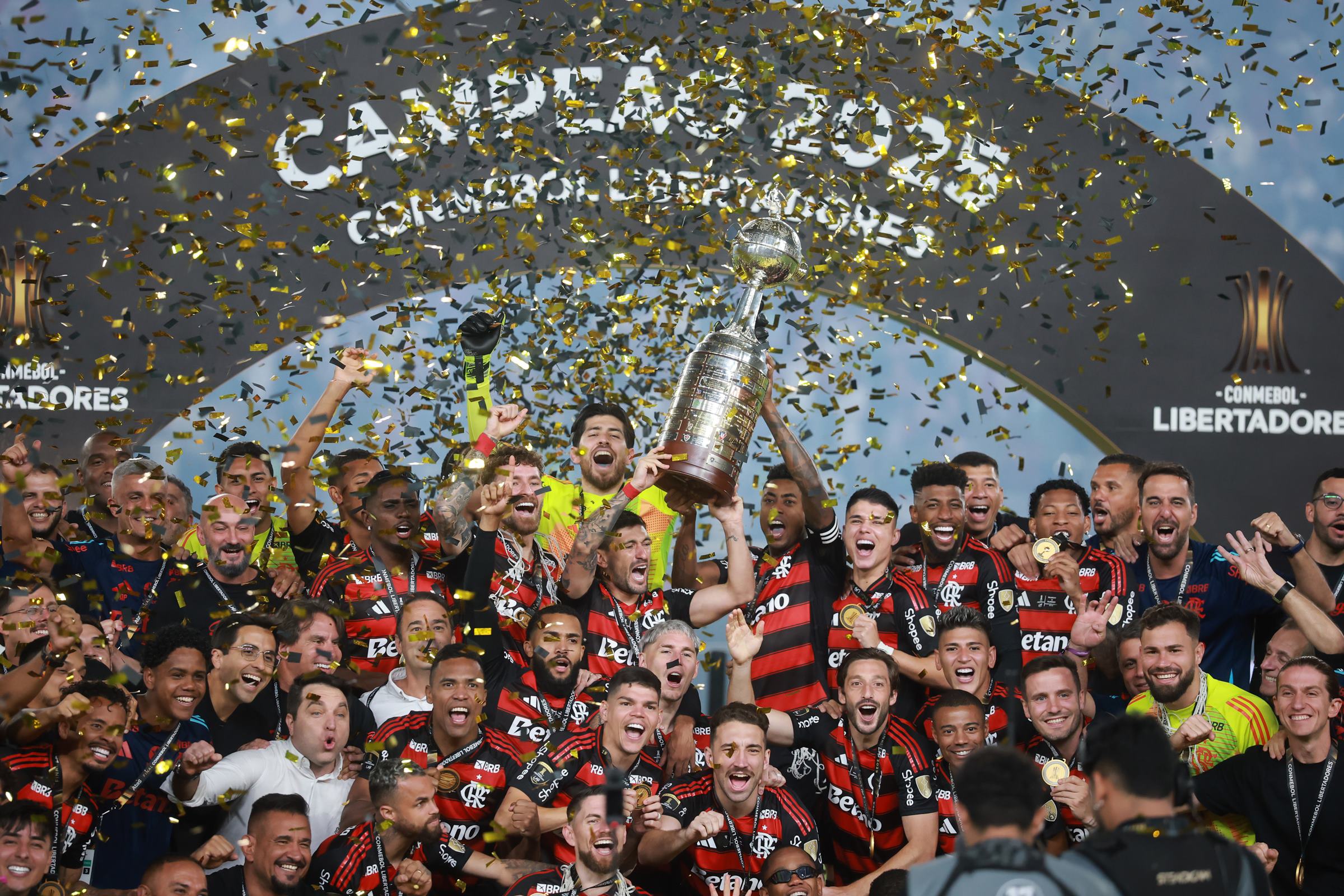 Com domínio do Flamengo, confira a seleção das américas 2025