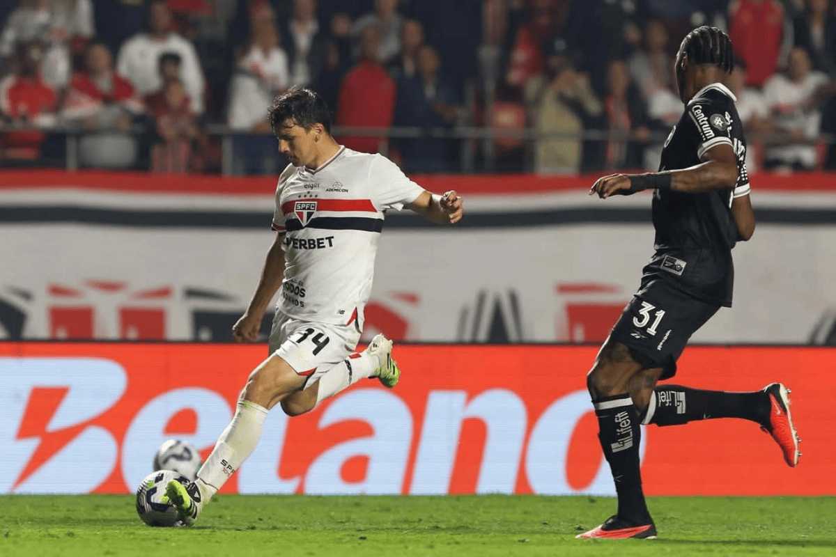 São Paulo anuncia contratação definitiva de jogadores do River; veja