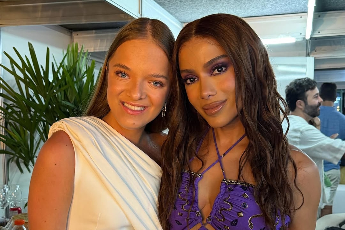 Rafa Justus curte Ano-Novo com Anitta e amizade divide opiniões na web