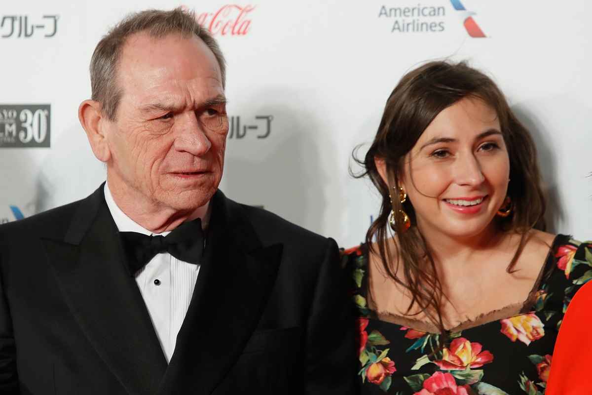 Victoria Jones, filha de Tommy Lee Jones, foi presa três vezes em 2025