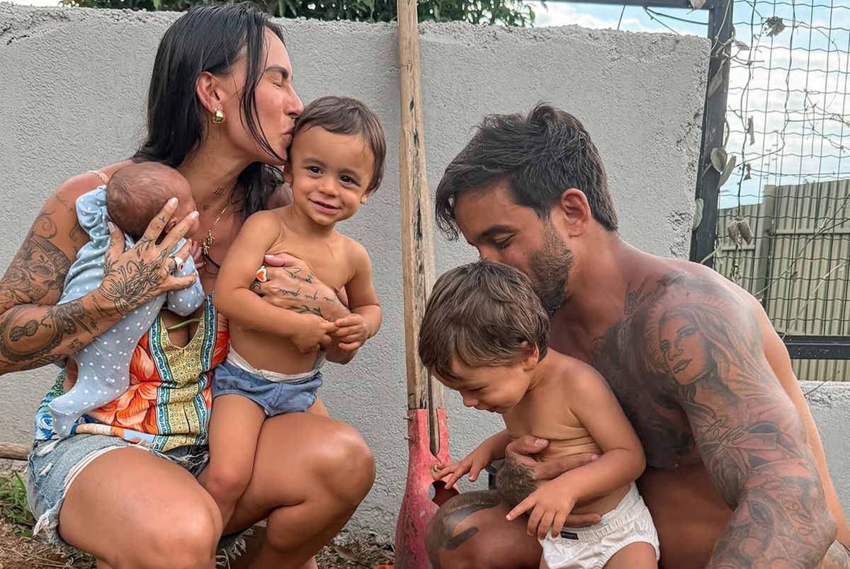 Vídeo: influenciadora Clara Maia planta árvore com as cinzas do filho