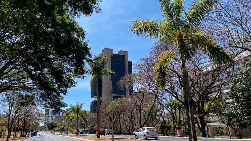 Bancos aplicam recorde de sanções no crédito consignado em dezembro