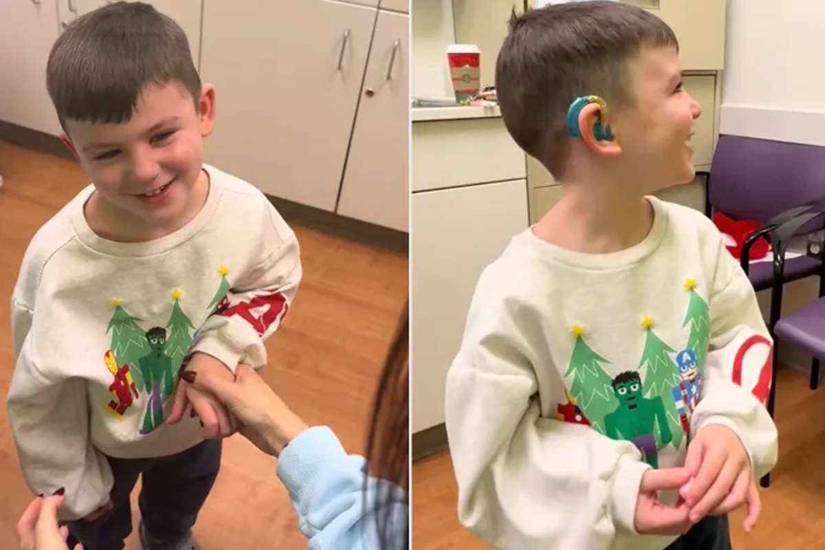 Mãe registra momento emocionante em que filho recebe aparelho auditivo. Veja vídeo