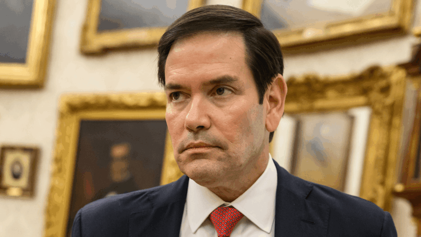 EUA estão dispostos a trabalhar com atual governo venezuelano, diz Rubio