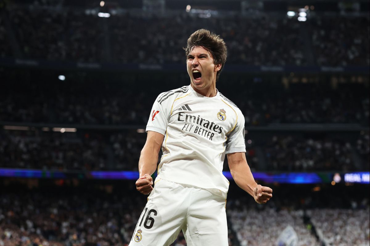 Jogador do Real Madrid marca hat-trick perfeito em goleada; entenda