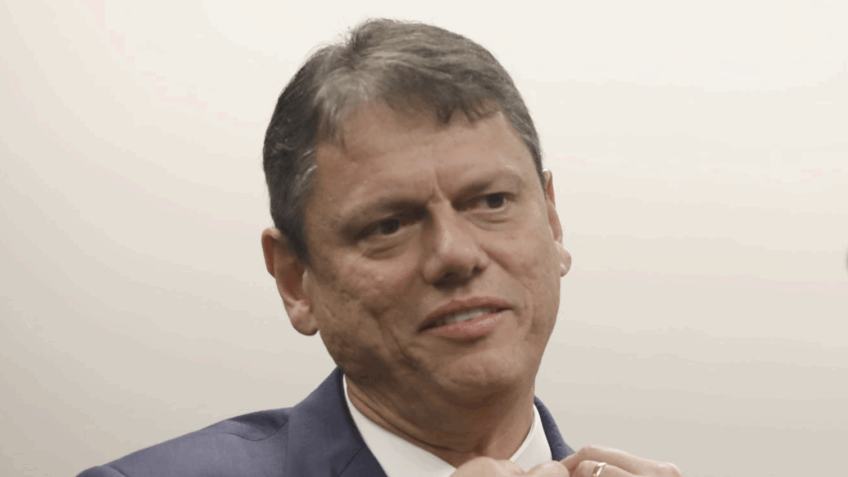 Tarcísio diz que Brasil falhou em liderar transição na Venezuela