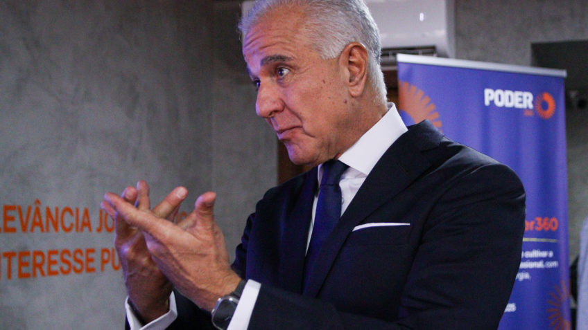 Veto de Lula às reguladoras não deve cair no Congresso, diz Julio Lopes