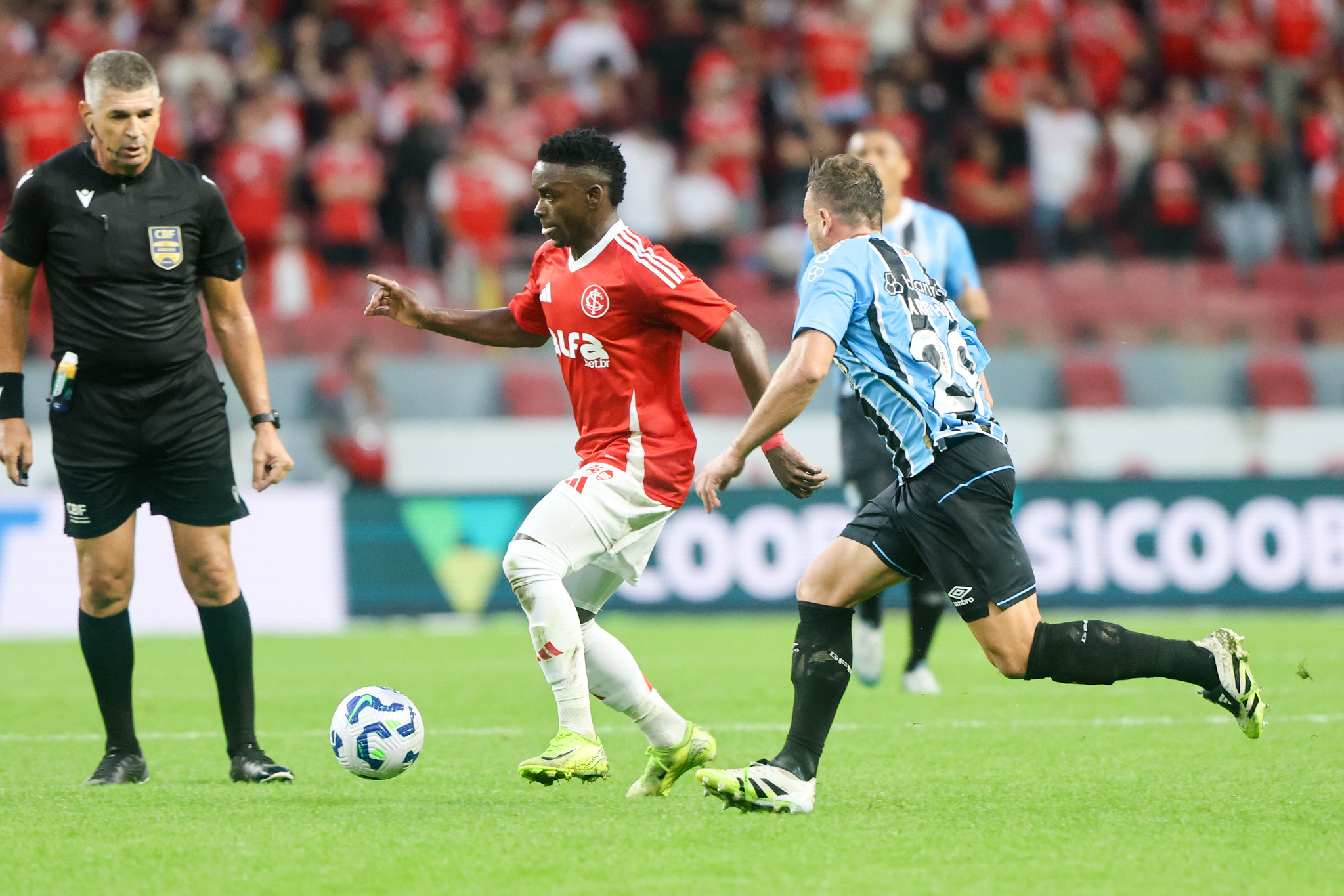 Internacional publica nota oficial após mudança na data do Gre-Nal