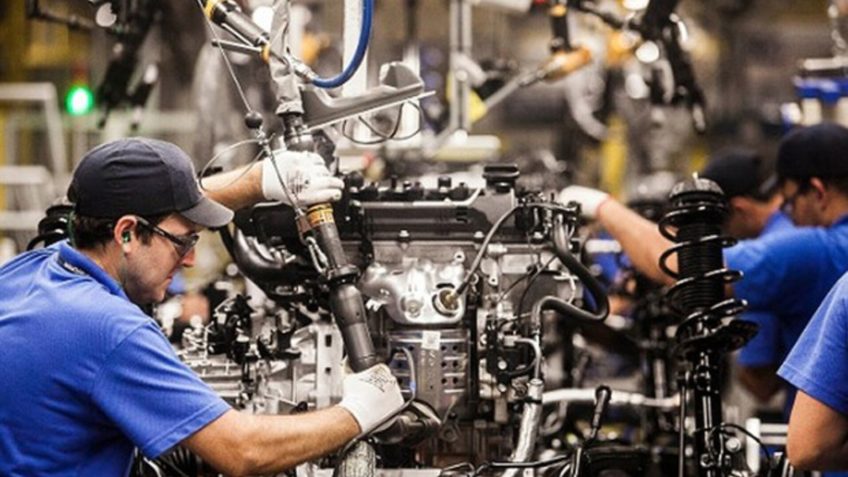 Produção industrial registra estabilidade em novembro