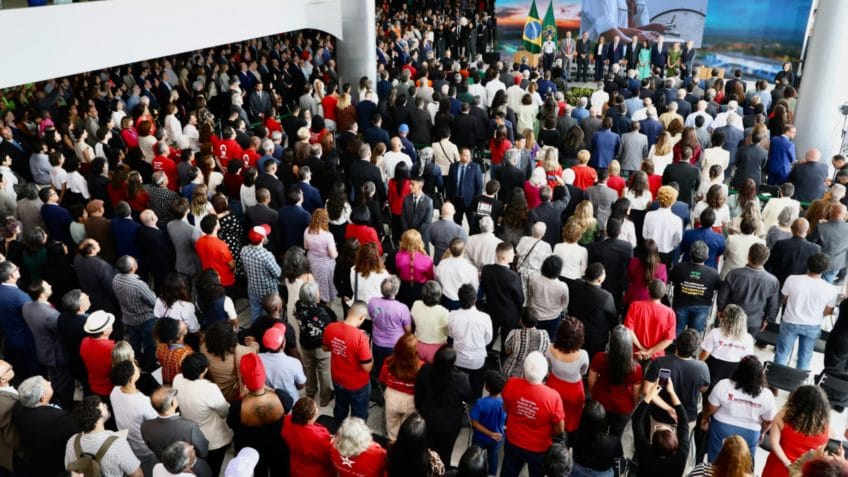 Lula veta PL da Dosimetria que reduz penas do 8 de Janeiro