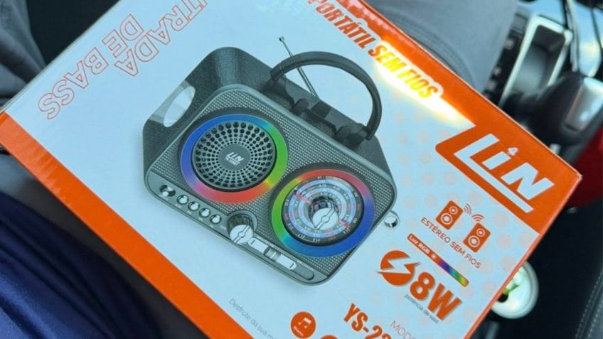 Carlos dá rádio a Bolsonaro e diz que pai está “cada dia pior”