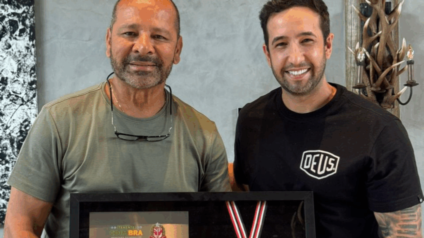 Pai de Neymar recebe maior honraria da Alesp por trabalho social