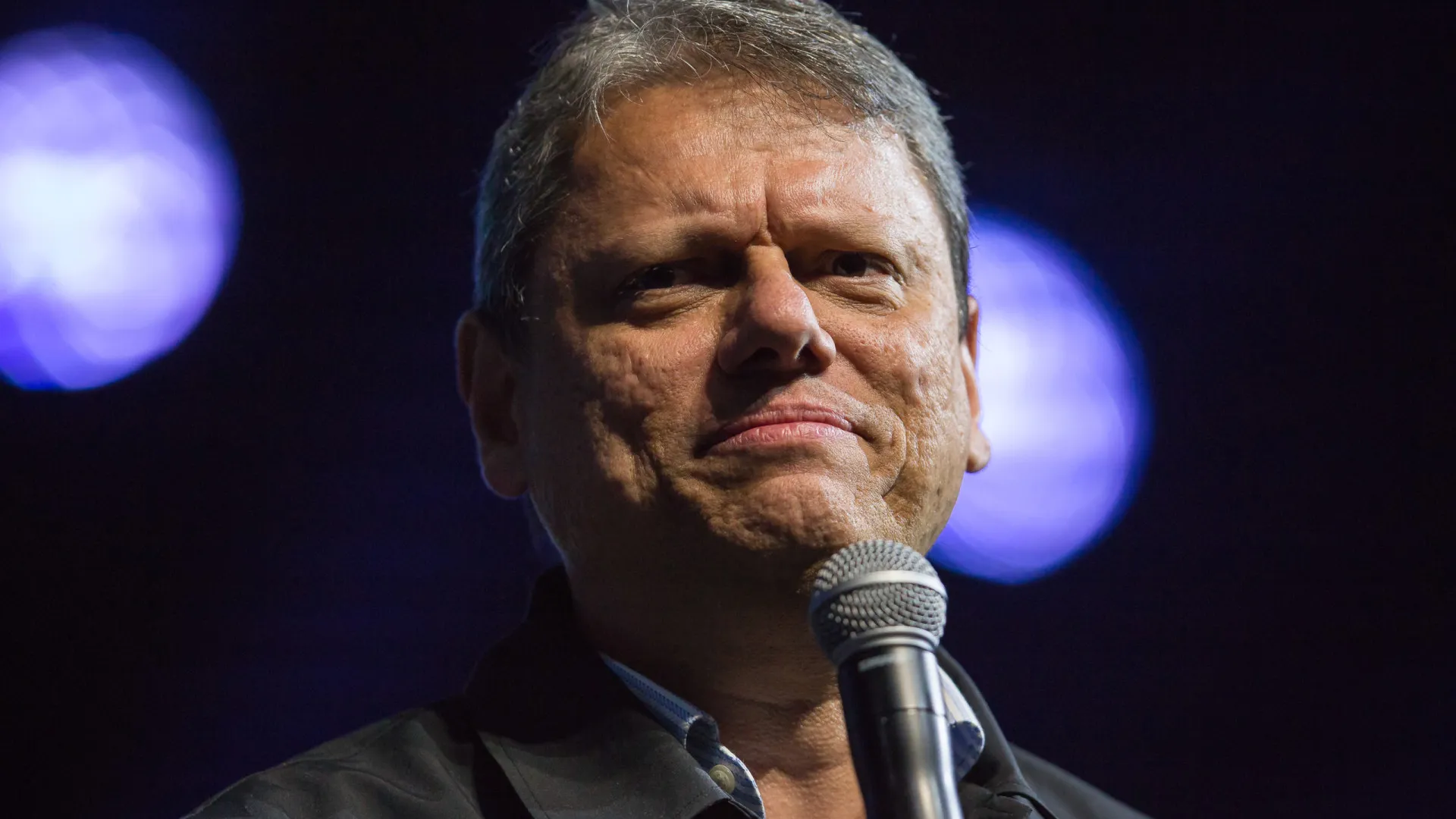 União Brasil reforça apoio a Tarcísio em SP em meio a crise com o PP