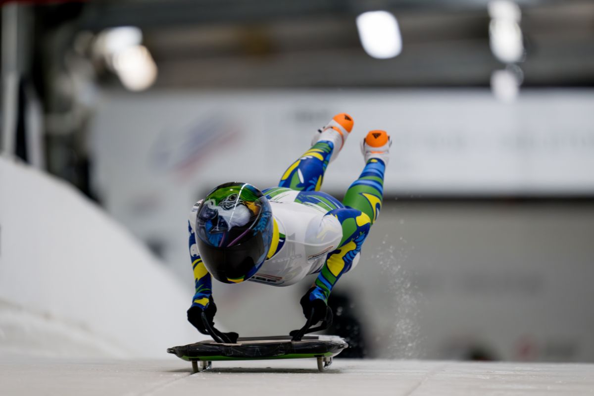 Brasileira conquista medalha de bronze na Copa do Mundo de Skeleton