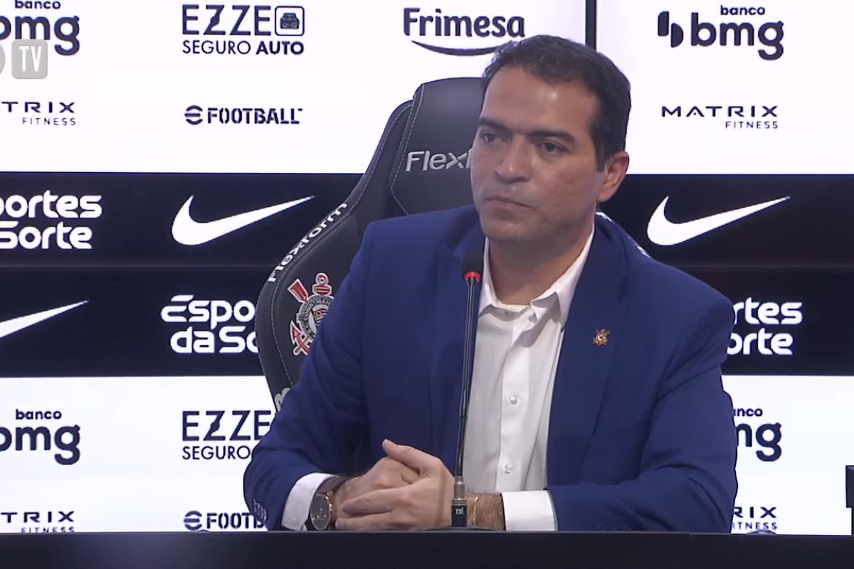 Marcelo Paz alerta para reforços em apresentação no Corinthians