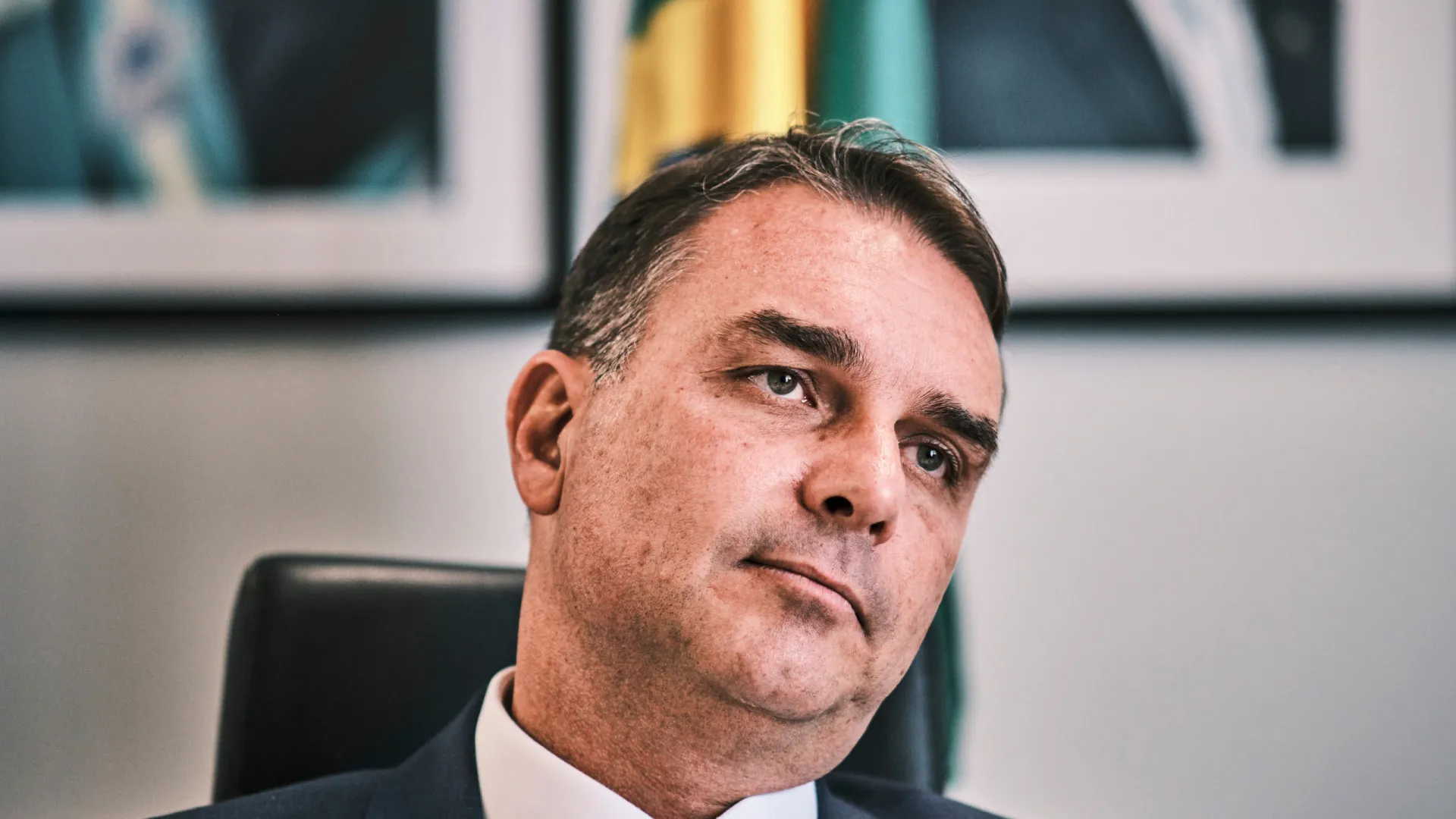 Candidatura de Flávio Bolsonaro embaralha união de governadores da direita para 2026