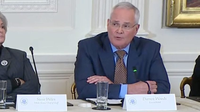 Venezuela é inviável para investimentos, afirma CEO da Exxon