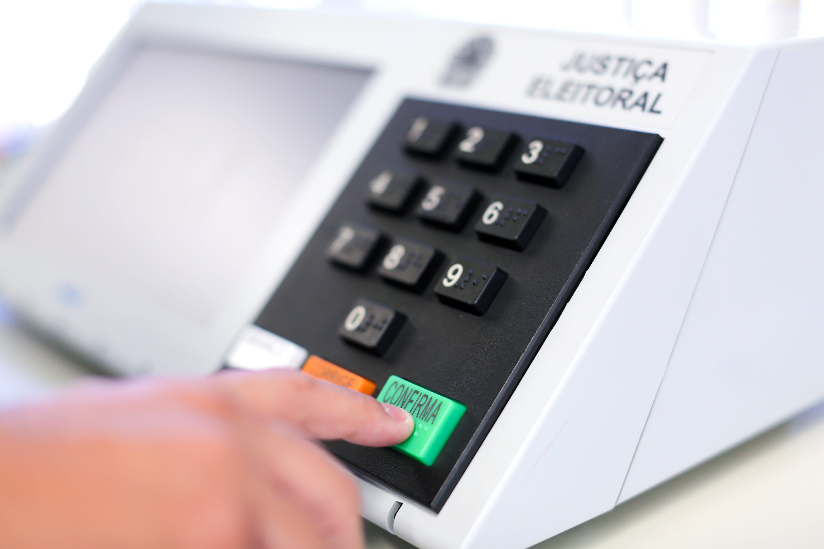 Mudou de município? Saiba como transferir o título de eleitor