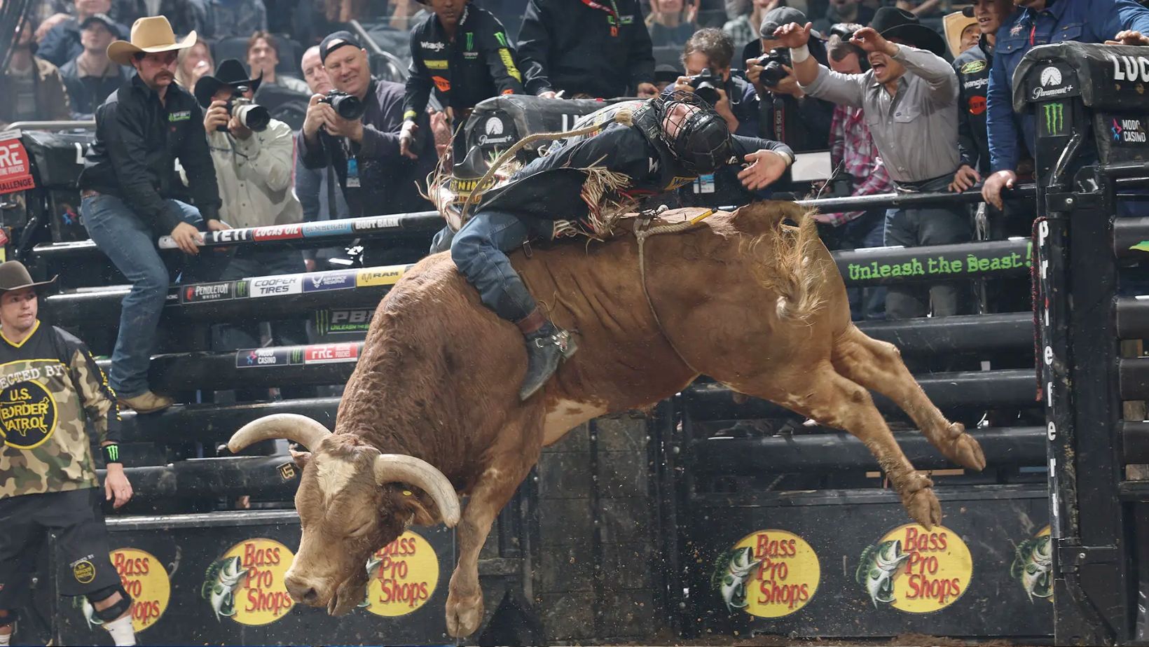 Etapa histórica da PBR no Madison Square Garden destaca brasileiros