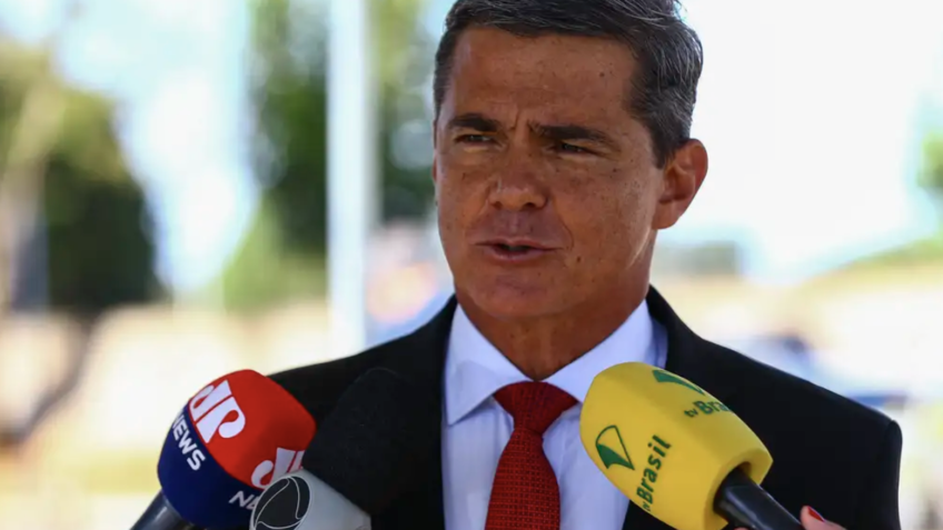 Moraes dá 48 horas para Comando Militar detalhar trabalho de general