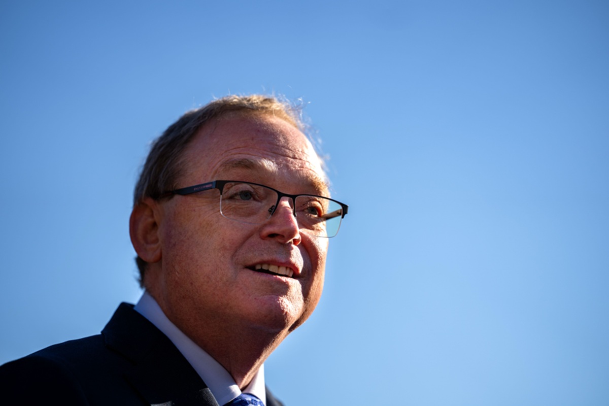 Favorito de Trump para assumir Fed minimiza investigação sobre Powell