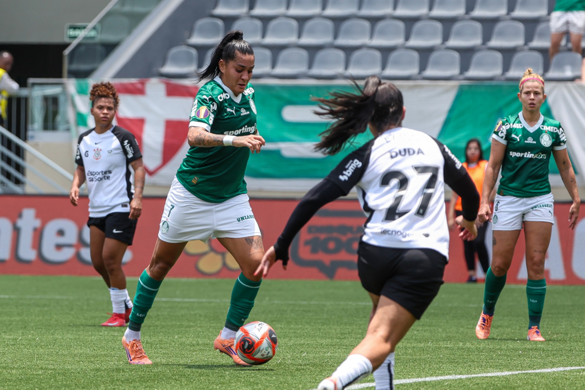 Palmeiras será mandante da Supercopa Feminina contra Corinthians
