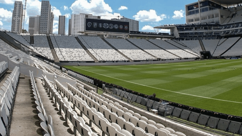 Corinthians avança em troca de gestora da dívida da Neo Química Arena