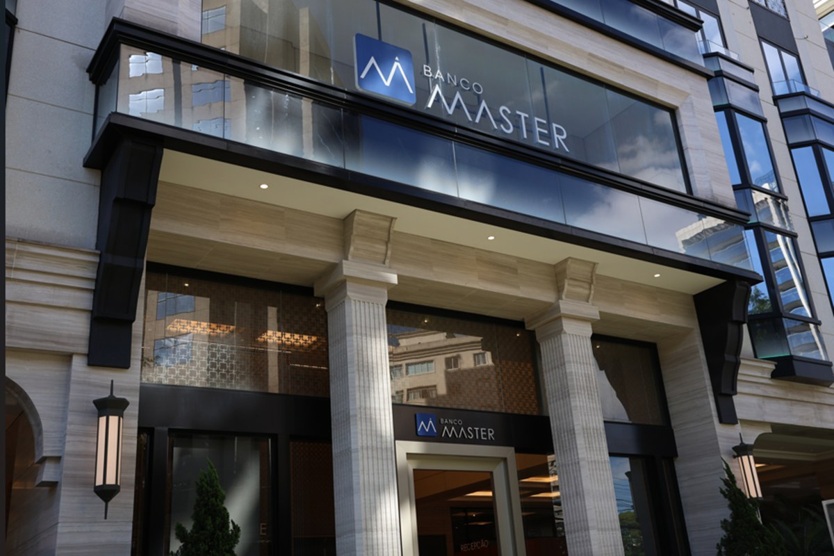 Em um dia, FGC recebeu 369 mil pedidos de ressarcimento do caso Master