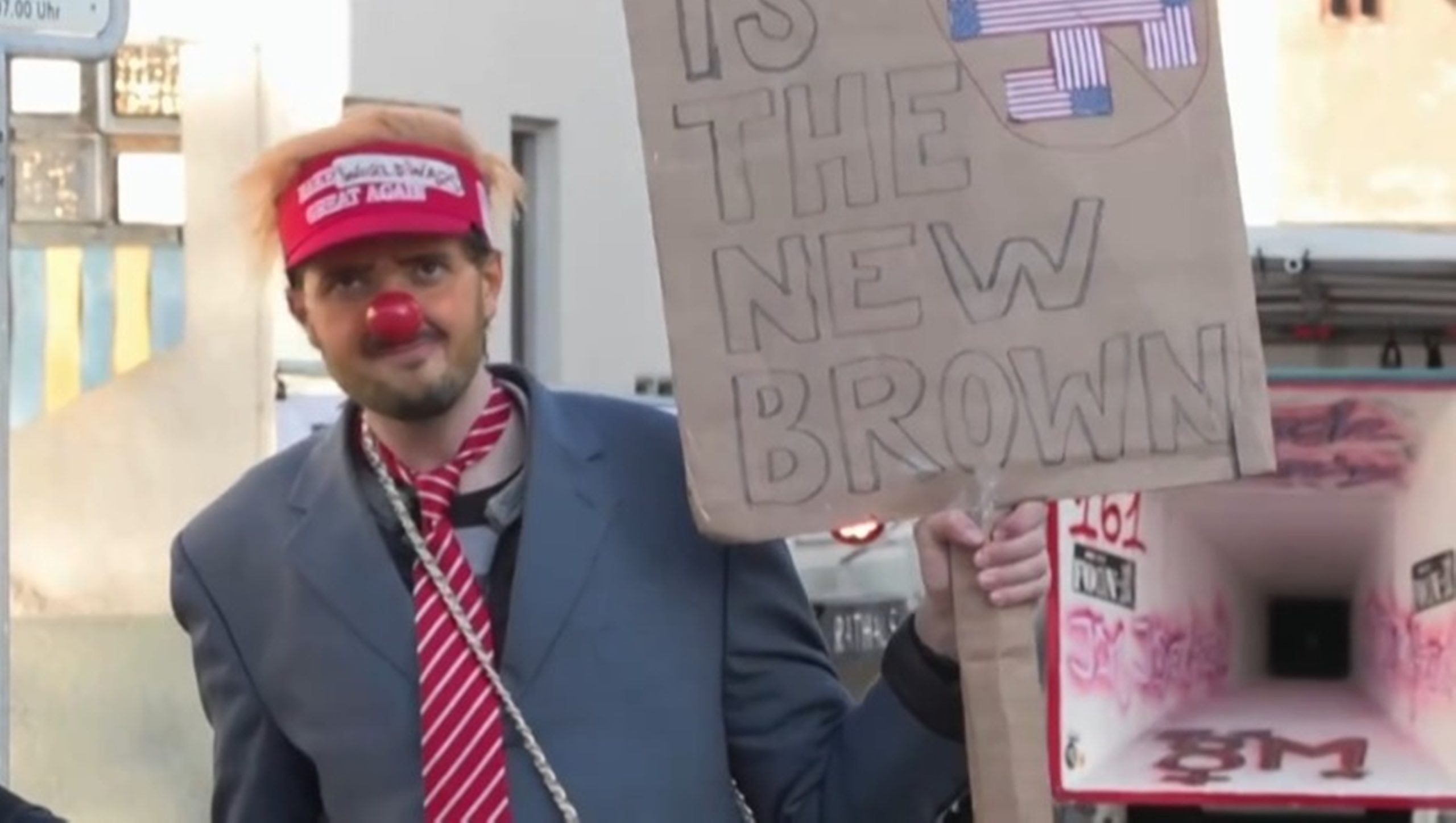 Fórum Econômico Mundial começa em Davos em meio a protestos