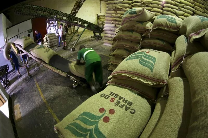 Exportação de café e algodão do Brasil já supera junho do ano passado, diz Secex