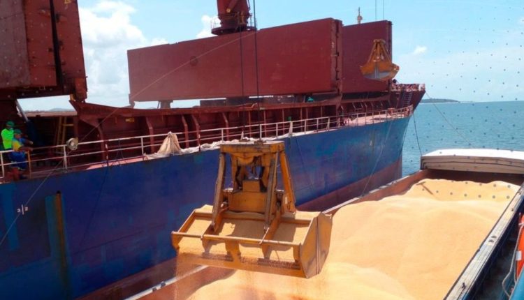 BNDES financia R$ 160 milhões para transporte hidroviário de grãos no Pará
