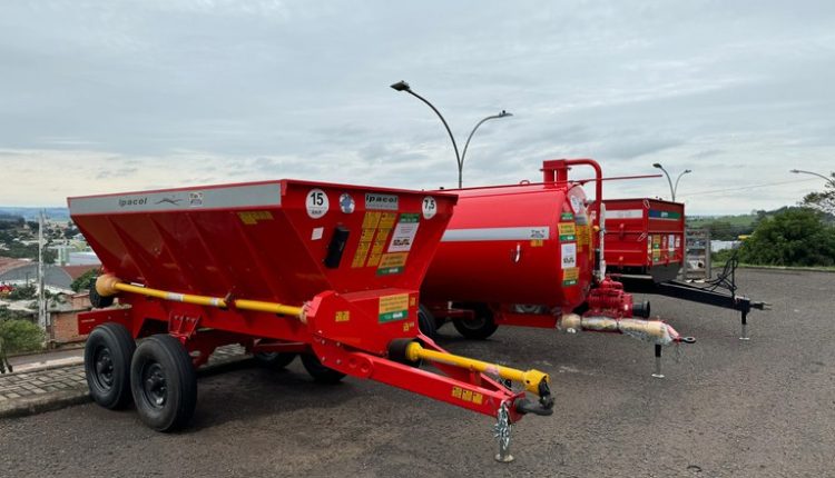 Mapa entrega R$ 1 milhão em equipamentos agrícolas para Nova Prata do Iguaçu (PR)