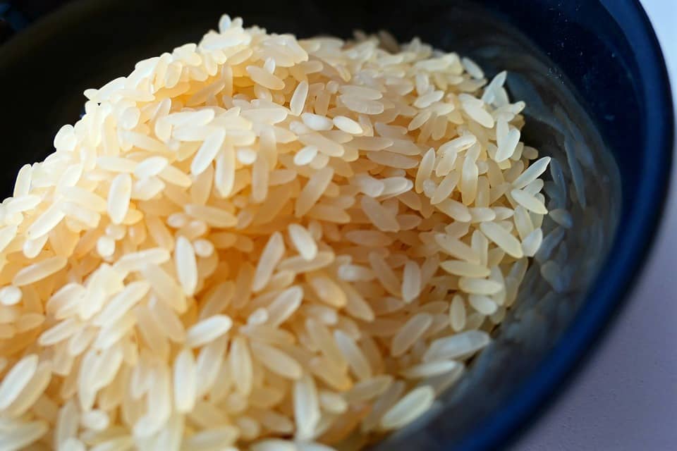 Governo e setor fecham acordo para garantir abastecimento de arroz
