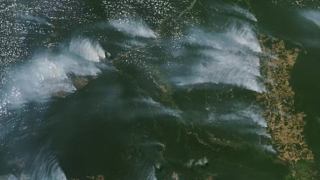 Telescópio da Nasa capta imagens de fumaça de incêndios sobre o Brasil