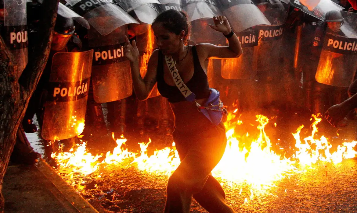 Venezuela rejeita relatório da ONU que critica repressão a opositores