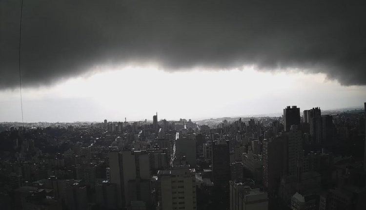 Extremos marcam o clima no Brasil até o fim de semana