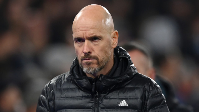 Manchester United demite Ten Hag e anuncia ex-camisa 10 do clube como interino