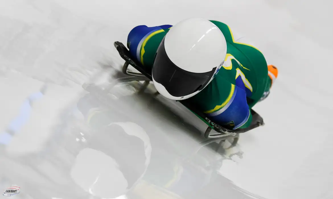 Brasileira Nicole Silveira vence etapa da Copa da Ásia de skeleton