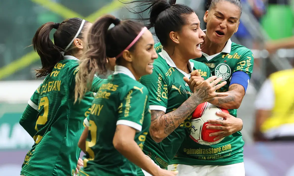 Palmeiras vira sobre Ferroviária e vai à final do Paulistão Feminino