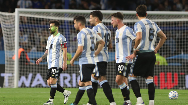 Jogadores do Peru furiosos: "Ninguém diz nada porque é Messi"