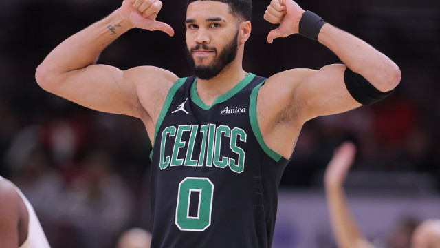 Tatum brilha e faz primeiro 'triple-double' com mais de 40 pontos nos Celtics desde Larry Bird