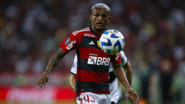 Flamengo recusa proposta do Aston Villa por Wesley