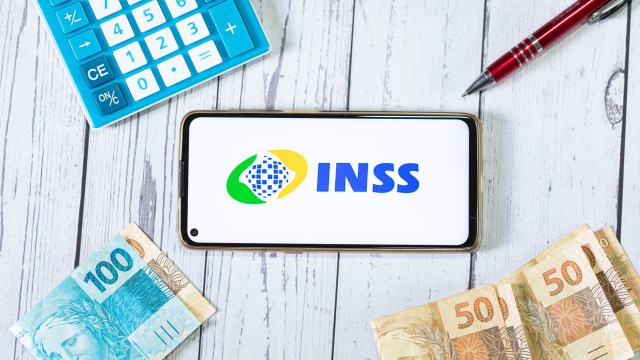 Veja quem irá receber atrasados do INSS em 2025