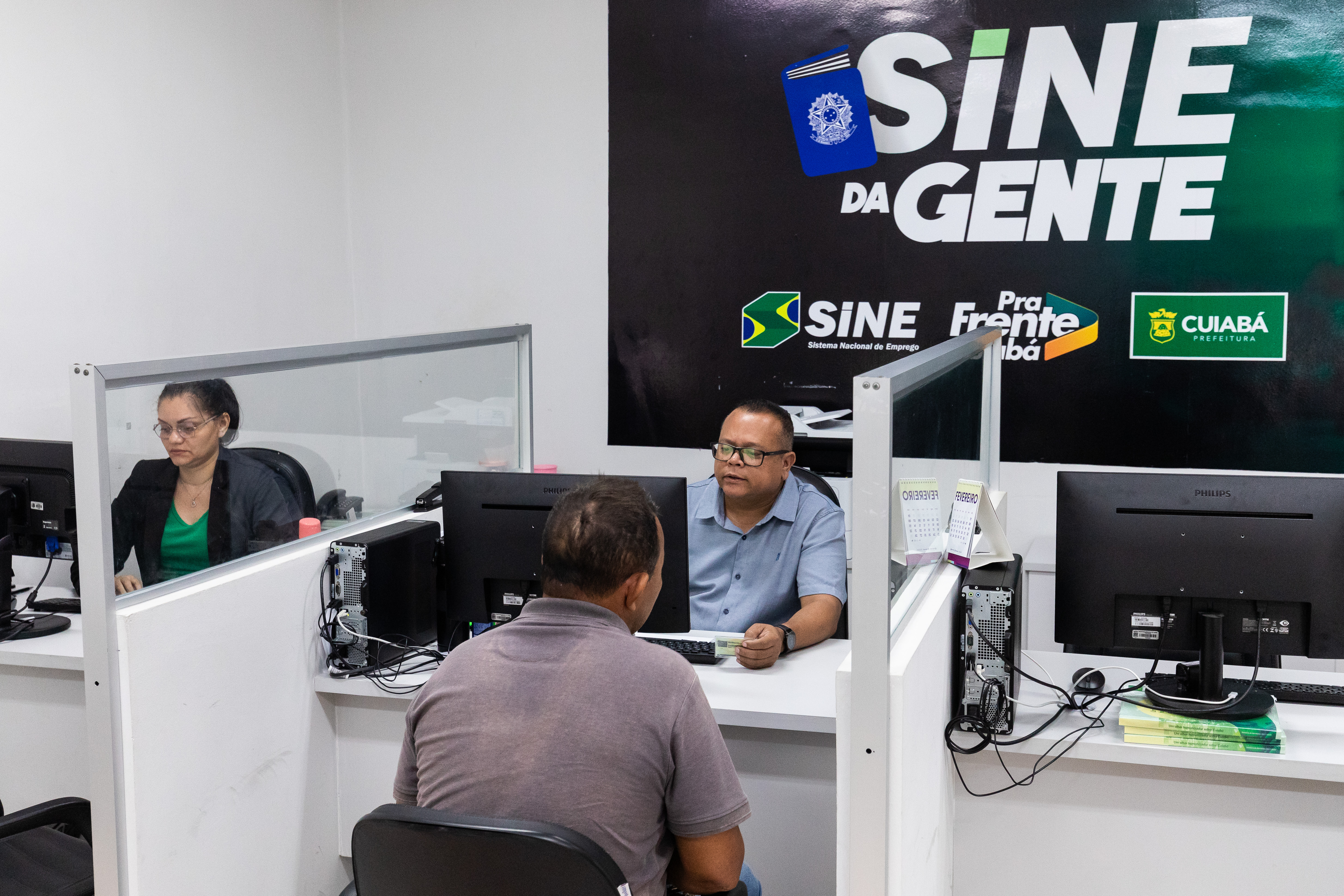 Serviços do SINE Municipal funcionam das 8h às 17h no Centro de Cuiabá