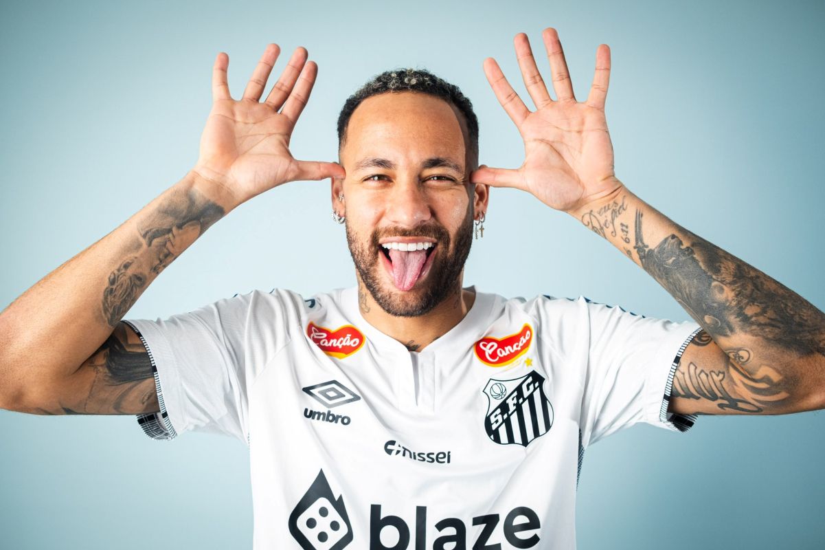 Neymar é registrado no BID e já pode estrear pelo Santos