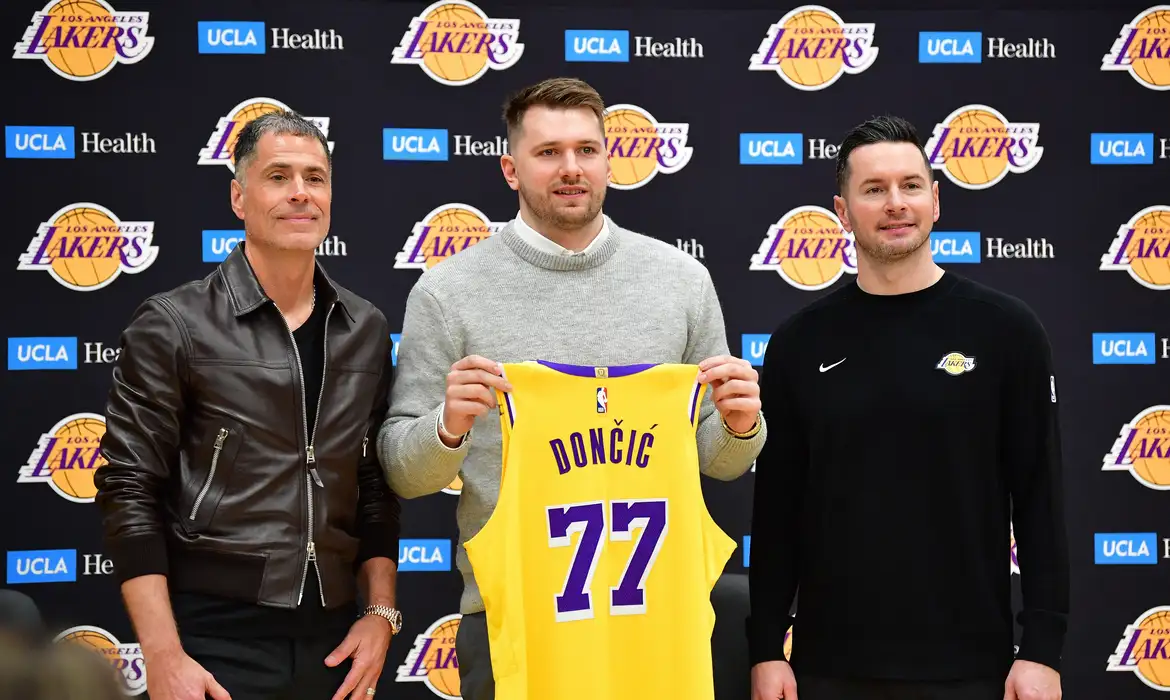 Luka Doncic diz ter ficado chocado com troca para o Lakers