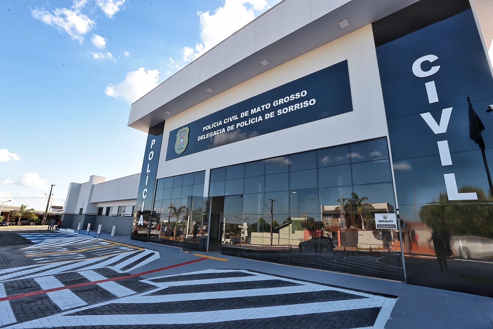 Polícia Civil prende homem por racismo e lesão corporal contra companheira em Sorriso