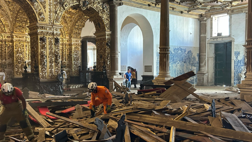 Veja como ficou a "Igreja do Ouro" após desabamento do teto